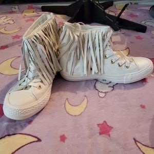 White converse high tops with fringe
